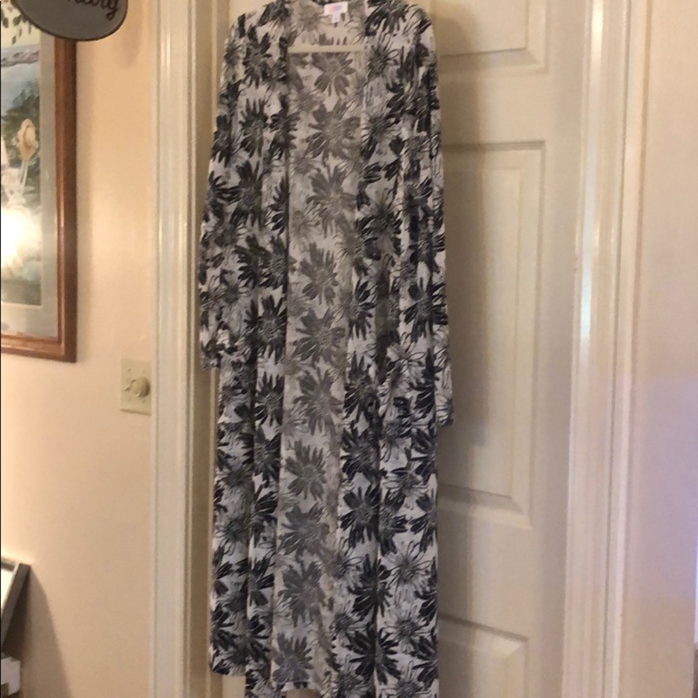 Lularoe Sarah